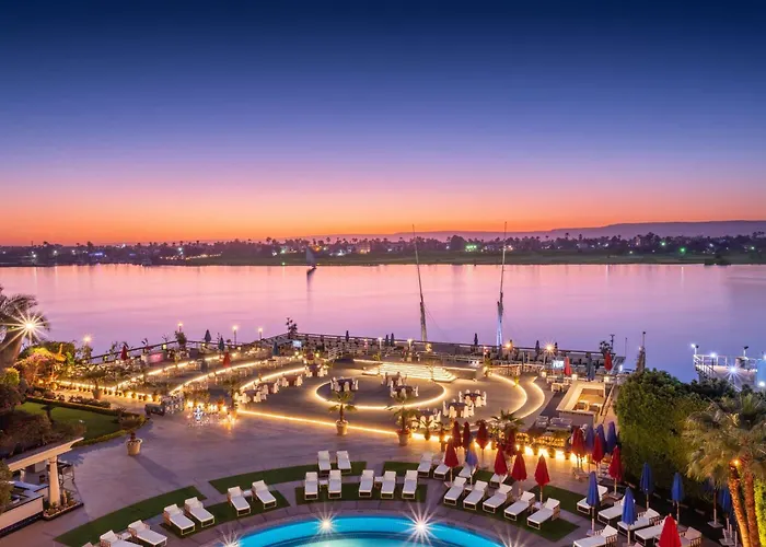 Sonesta St. George Hotel - Convention Center